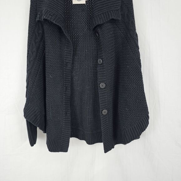 UGG Maribeth Cocoon Cable Knit Button Front Cardigan Sweater in Black Size M/L - Picture 3 of 7